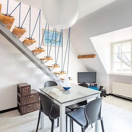 Le Capucin - Petit Duplex Avec Place De Parking 迪纳尔 外观 照片
