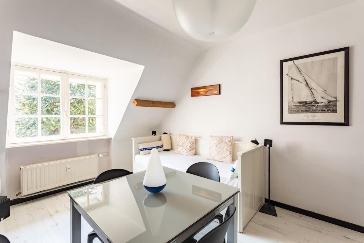 Le Capucin - Petit Duplex Avec Place De Parking 迪纳尔 外观 照片