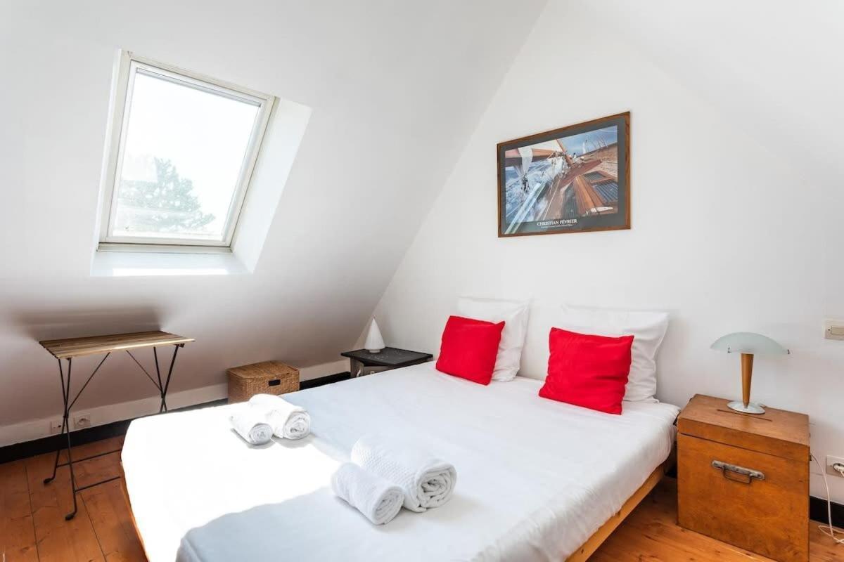 Le Capucin - Petit Duplex Avec Place De Parking 迪纳尔 外观 照片