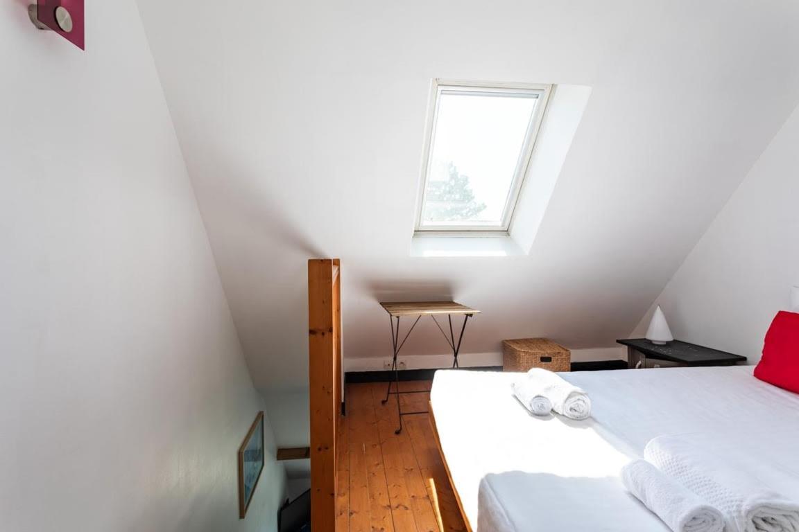 Le Capucin - Petit Duplex Avec Place De Parking 迪纳尔 外观 照片